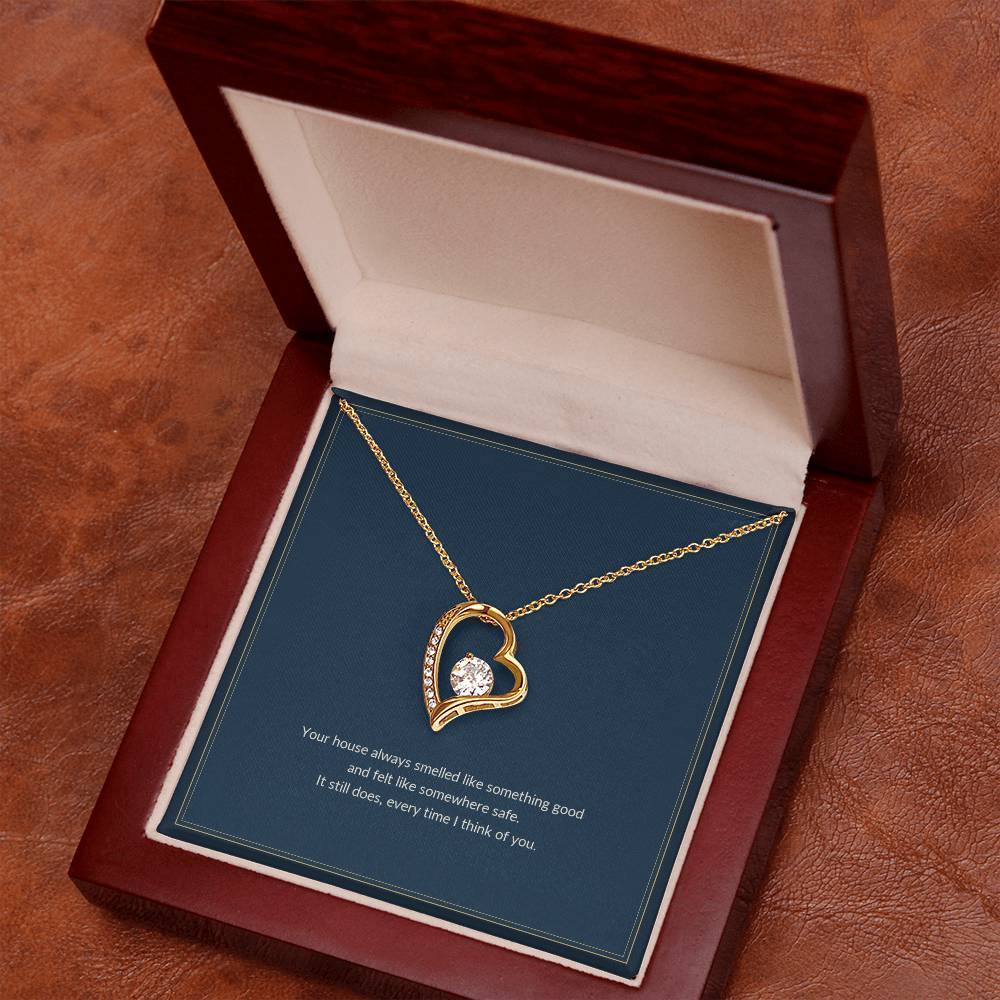 Forever Love necklace, 18k yellow gold, on a keepsake card for Grandma, in a luxury wooden box (view 2)
