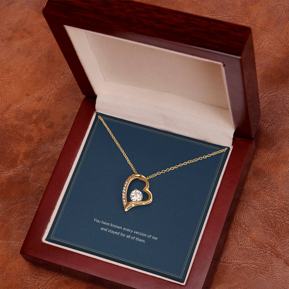 Forever Love necklace, 18k yellow gold, on a keepsake card for Sister, in a luxury wooden box (view 2)