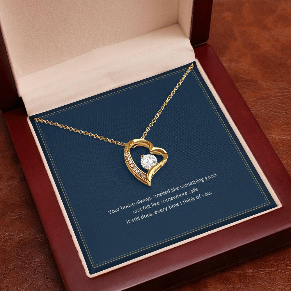 Forever Love necklace, 18k yellow gold, on a keepsake card for Grandma, in a luxury wooden box (view 3)