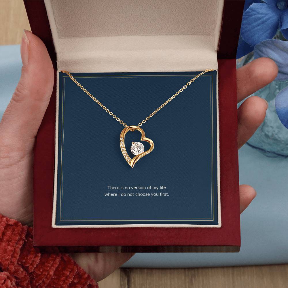 Forever Love necklace, 18k yellow gold, on a keepsake card for Daughter, in a luxury wooden box (view 4)