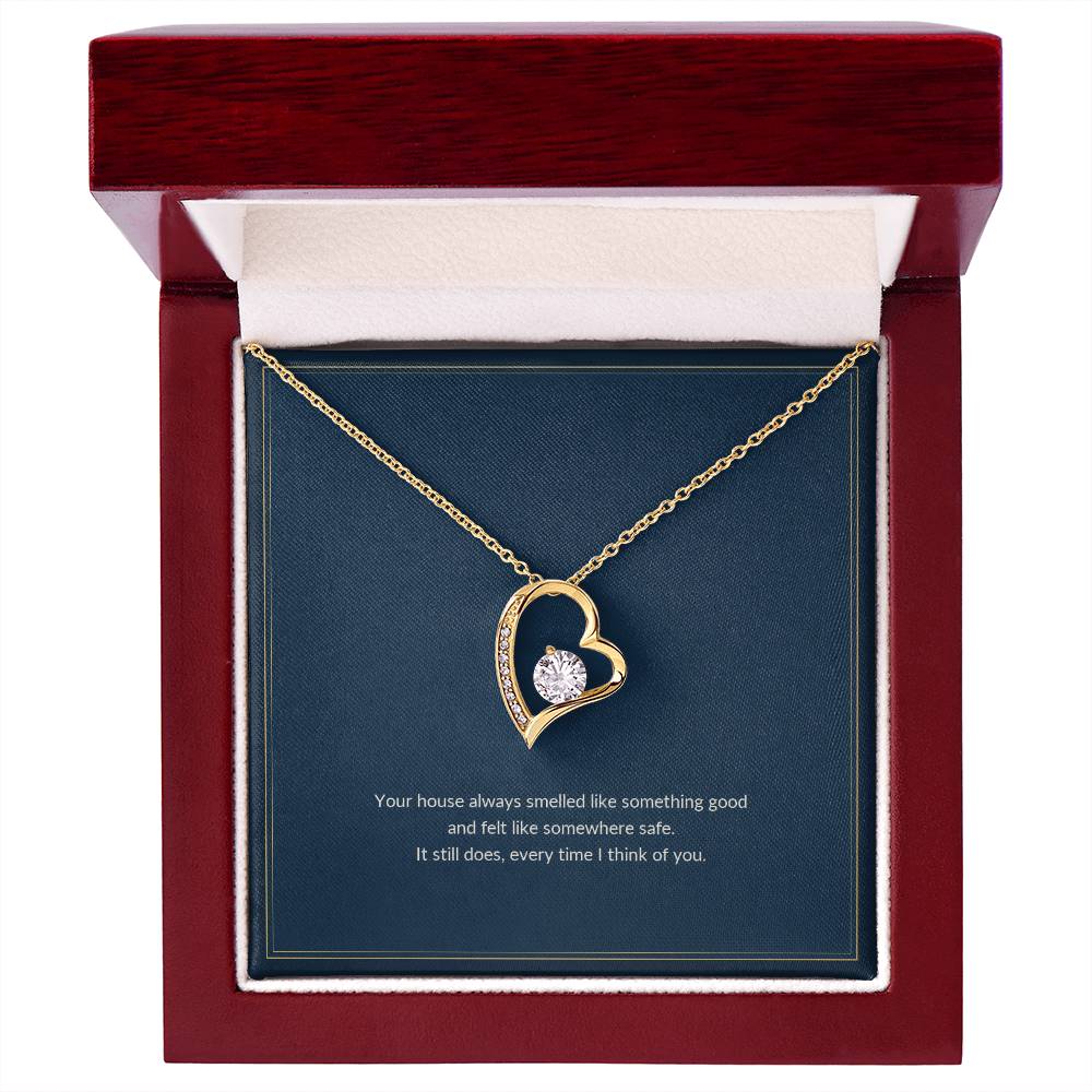 Forever Love necklace, 18k yellow gold, on a keepsake card for Grandma, in a luxury wooden box (view 1)