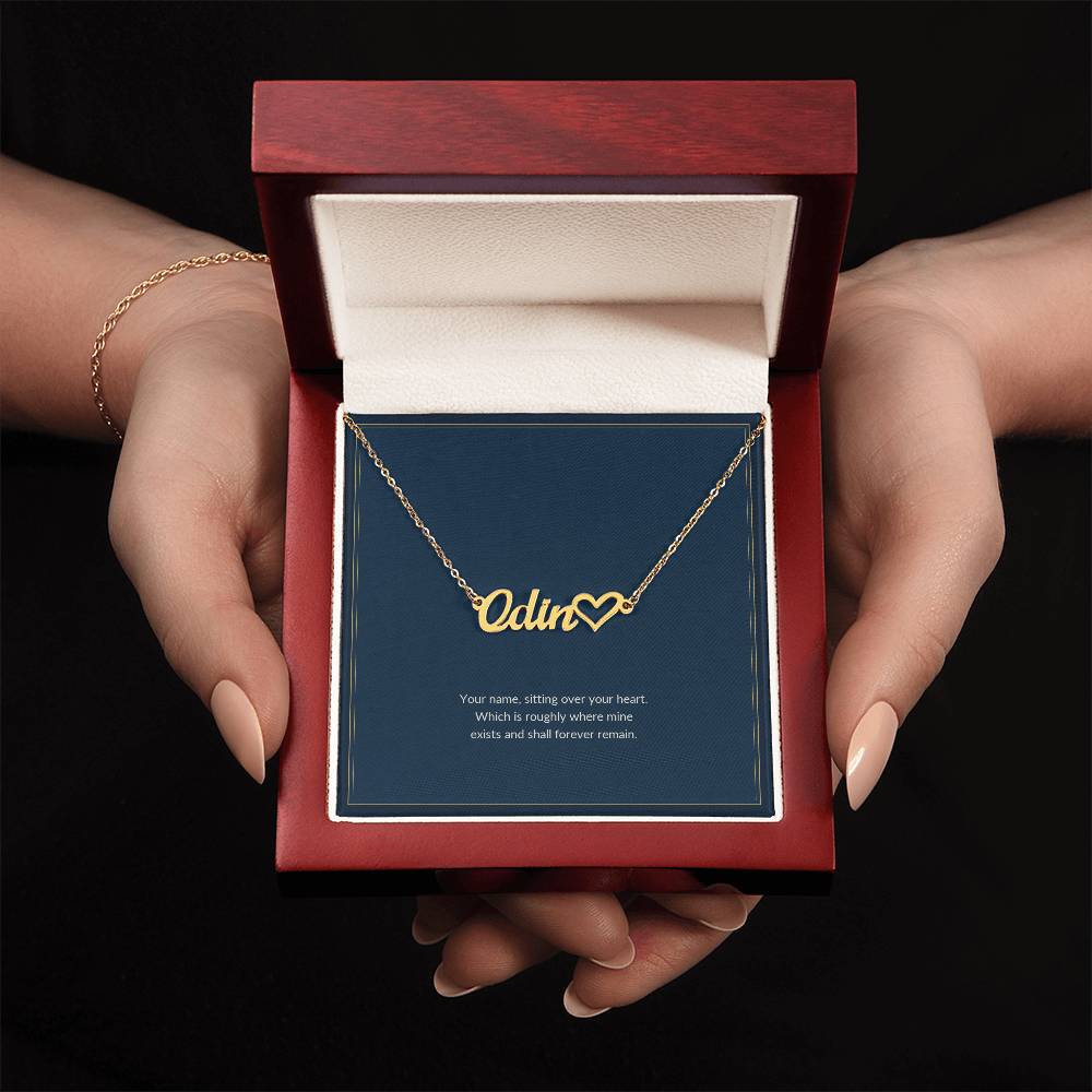 Heart Name necklace, 18k yellow gold, on a keepsake card for Girlfriend, in a luxury wooden box (view 2)